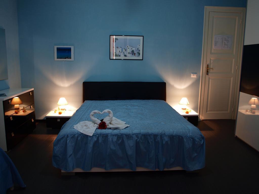 B&B Arco Dell'Orologio ตราปานี ห้อง รูปภาพ