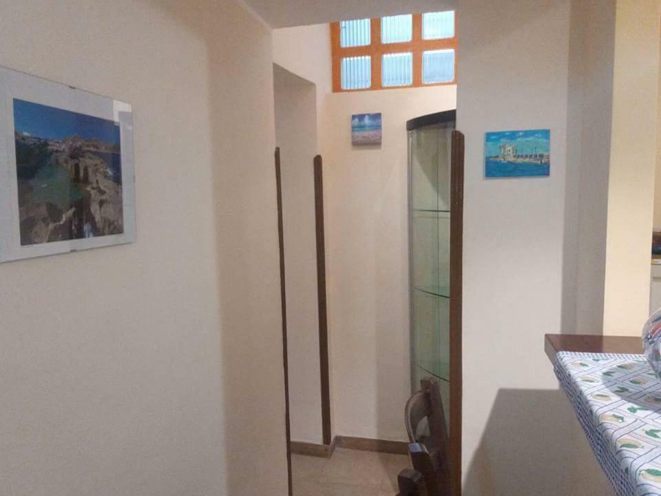 B&B Arco Dell'Orologio ตราปานี ภายนอก รูปภาพ